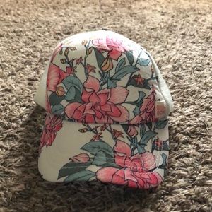 Billabong flower fabric hat